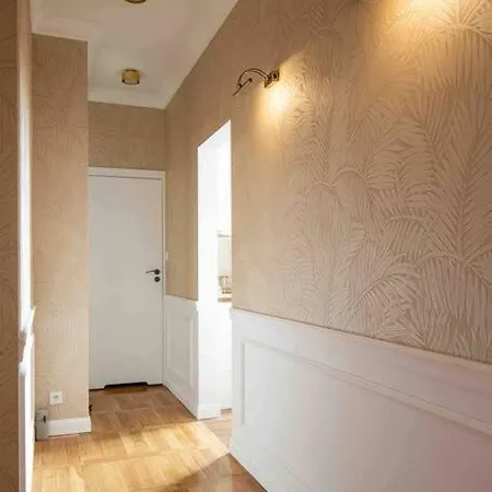 Wyzwolenia , Lazienki Park & Zbawiciela Sq. 2' * Varšava