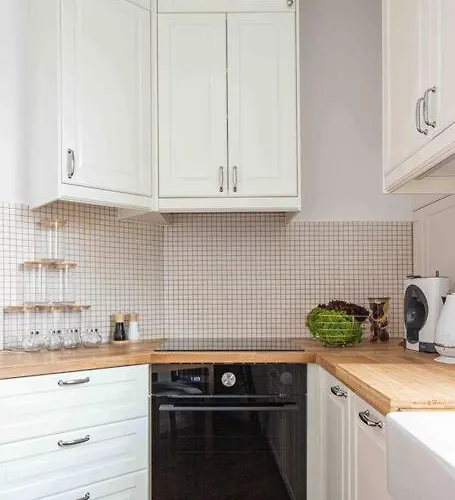 Wyzwolenia , Lazienki Park & Zbawiciela Sq. 2' *