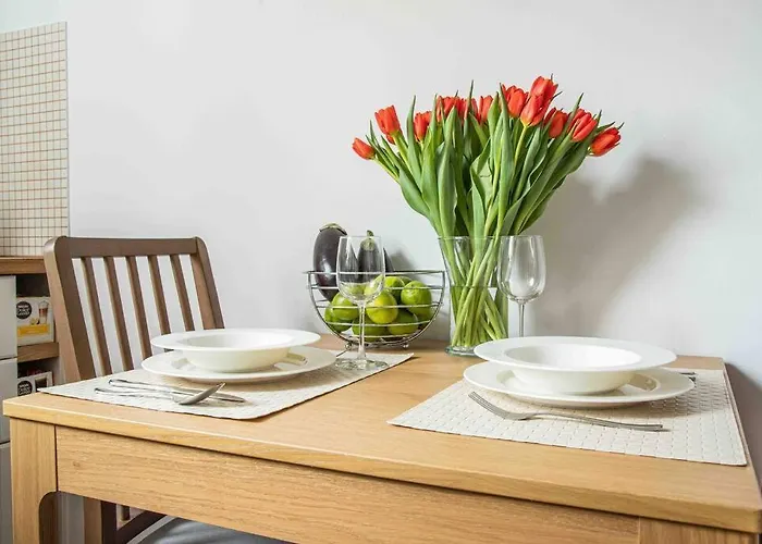 Wyzwolenia , Lazienki Park & Zbawiciela Sq. 2' Appartamento Varsavia